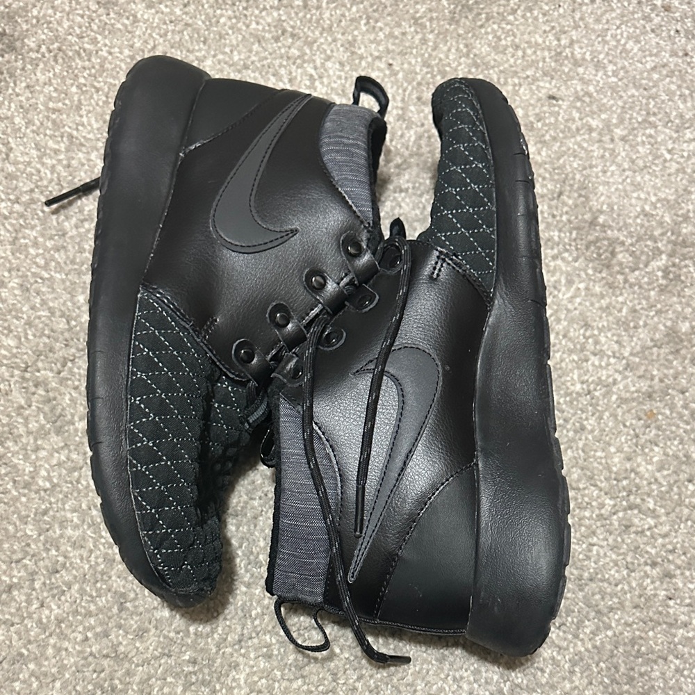 Nike Youth Black Quilted Sneaker Boot